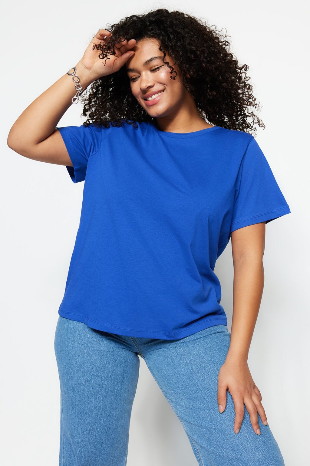 Trendyol Curve Saks Regular Fit Basic Crew Neck 100% Cotton Knitted Plus Size T-Shirt