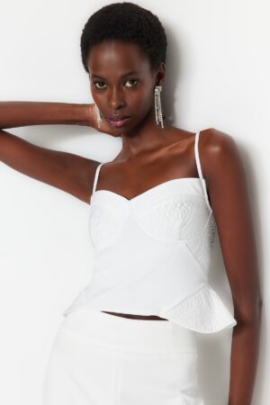 Trendyol Ecru Crop Lined Knitted Bustier Trendyol Ecru Crop Lined Knitted Bustier