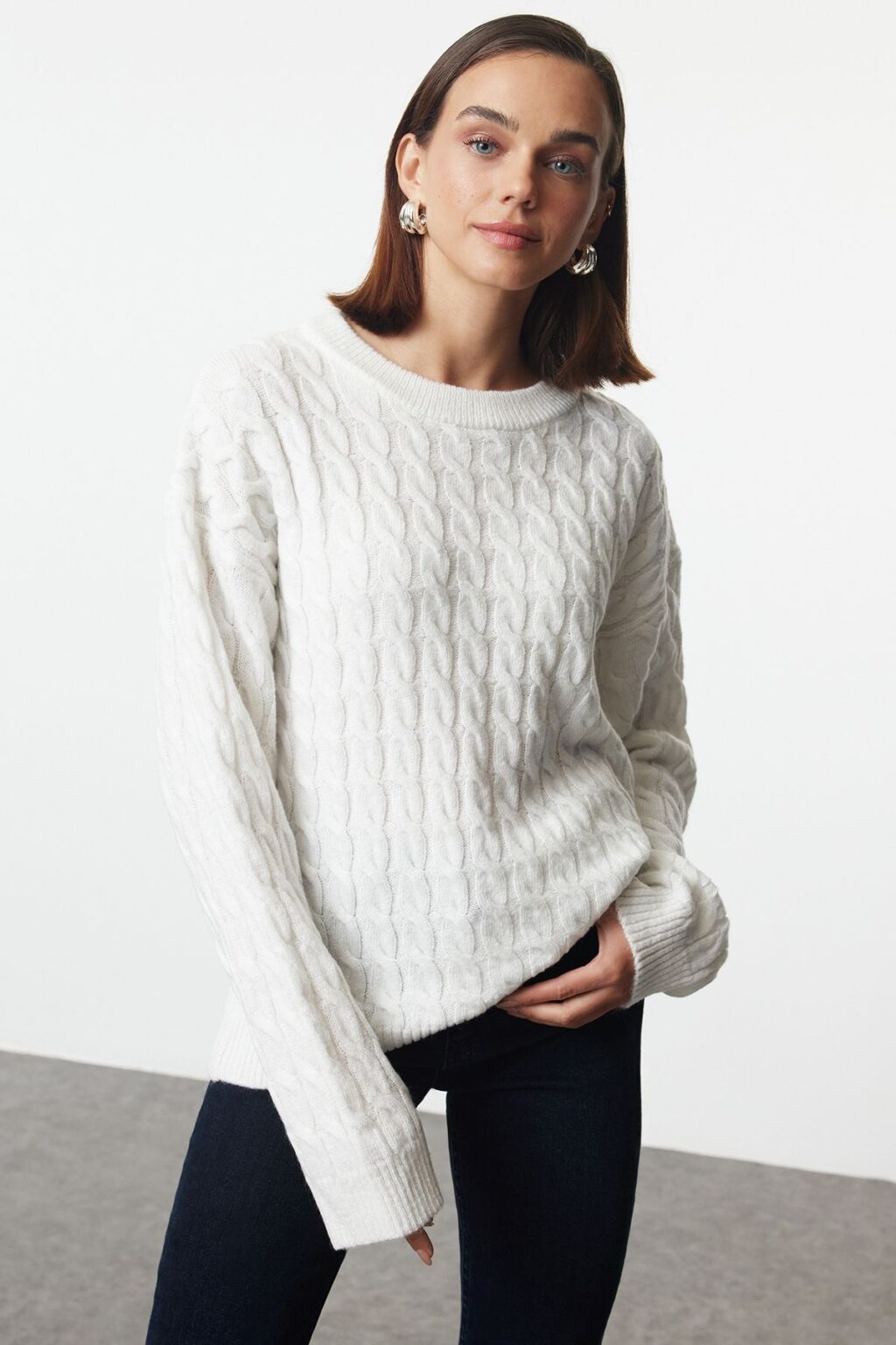 Trendyol Ecru More Sustainable/Couple Soft Texture Basic Knitwear Sweater