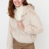 Trendyol Ecru Oversize kapucnis plüss kabát
