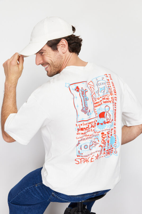 Trendyol Ecru Oversize/Wide Cut 100% Back Printed Short Sleeve T-Shirt