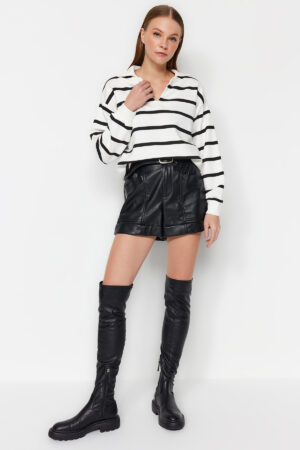 Trendyol Ecru Polo Neck Striped Thick Regular/Normal Fit Knitted Sweatshirt Trendyol Ecru Polo Neck Striped Thick Regular/Normal Fit Knitted Sweatshirt