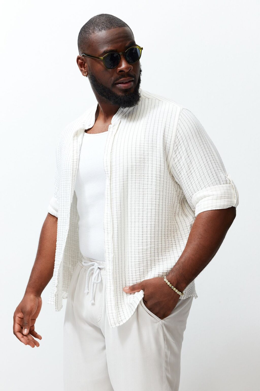 Trendyol Ecru Regular Fit Striped 100% Cotton Wrinkled Effect Plus Size Shirt