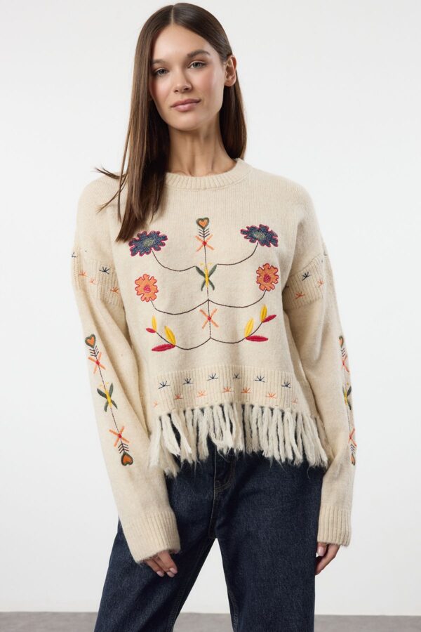 Trendyol Ecru Soft Texture Tassel Embroidered Knitwear Sweater
