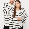 Trendyol Ecru Unisex Oversize Fit Wide Fit Crew nyak csíkos kötöttáru pulóver