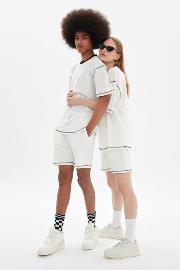 Trendyol Ecru Unisex Regular Fit rövidnadrág