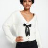 Trendyol Ecru V nyaki kötöttáru Cardigan