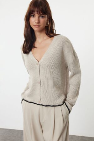 Trendyol Ecru Wide Patterned Hem Detailed Wide Patterned Knitwear Cardigan Trendyol Ecru Wide Patterned Hem Detailed Wide Patterned Knitwear Cardigan