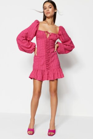 Trendyol Fuchsia nyakkendő részletesen kidolgozott elegáns estélyi ruha