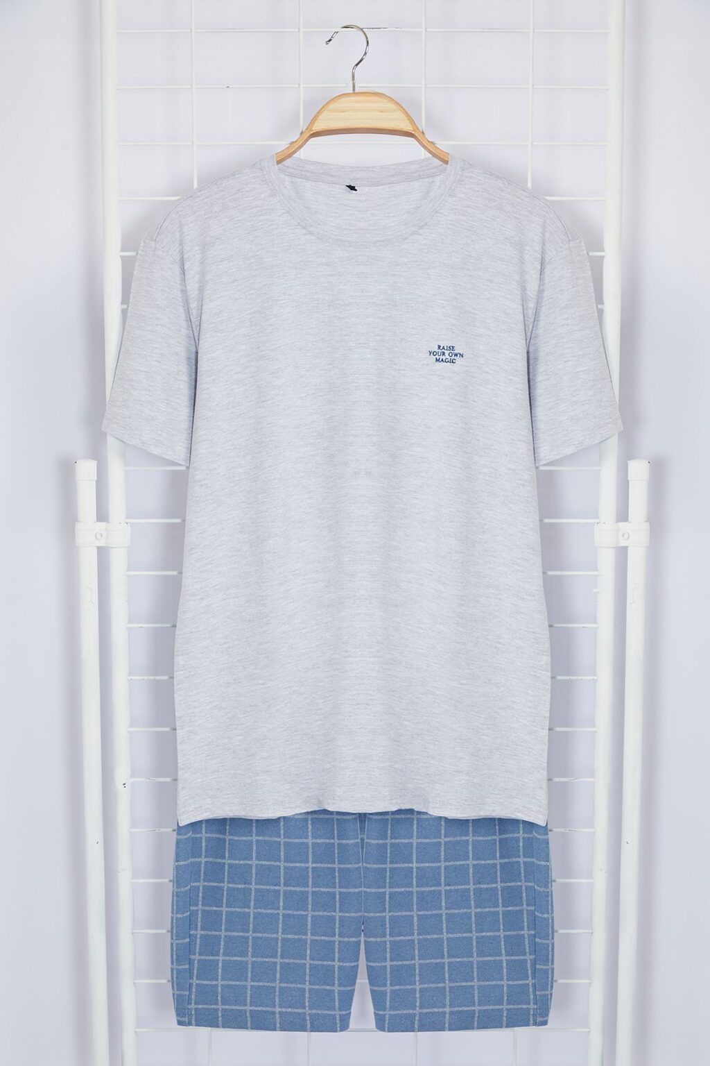 Trendyol Gray Blue Regular Fit Crew Neck Pajama Set with Embroidered Knitted Shorts