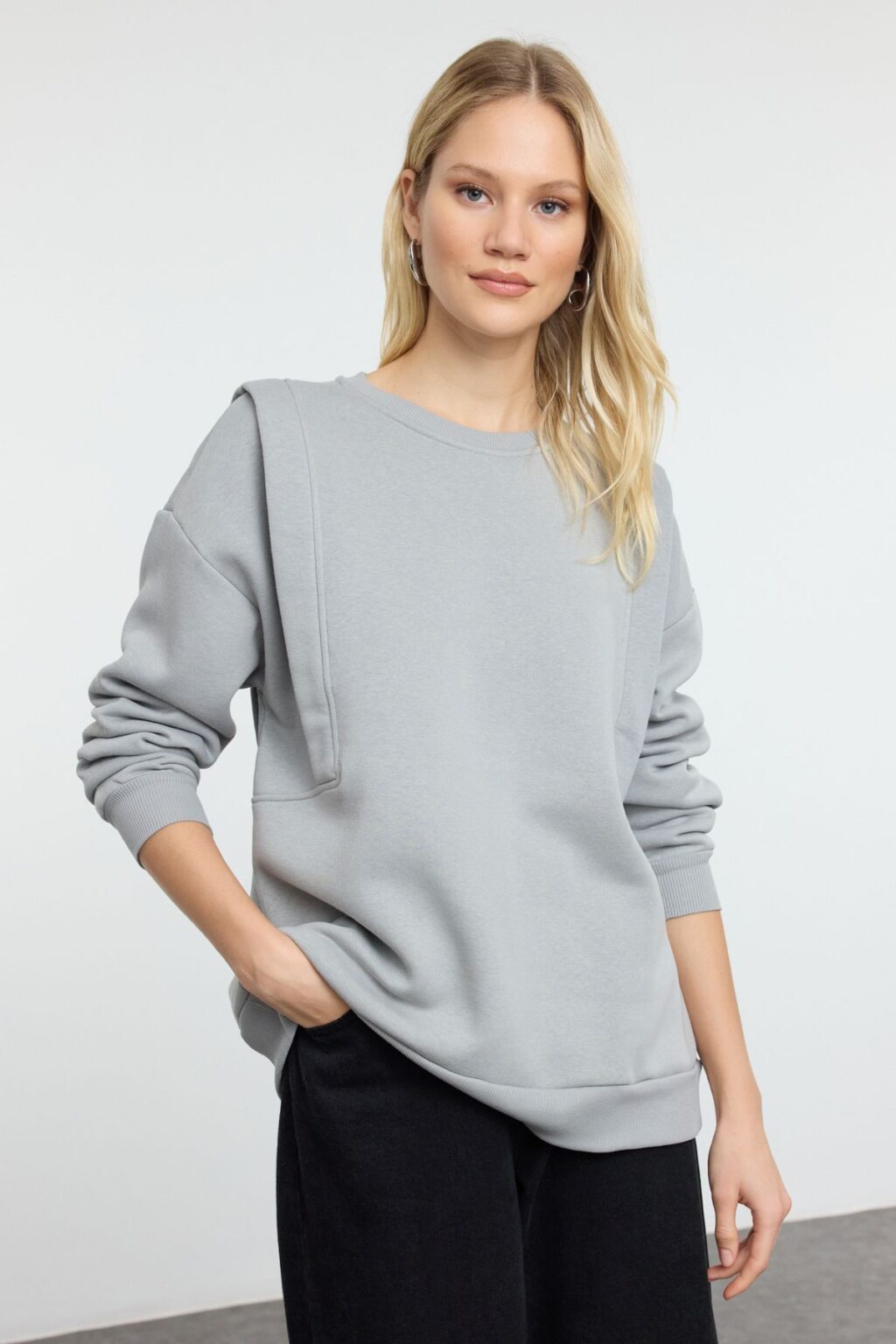 Trendyol Grey Thick Polar Fleece Inside Comfortable Cut Sleeve Detailed Knitted Sweatshirt