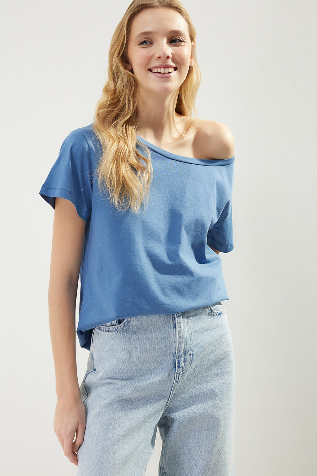 Trendyol Indigo 100% Cotton Oversize/Wide Pattern Boat Neck Knitted T-Shirt