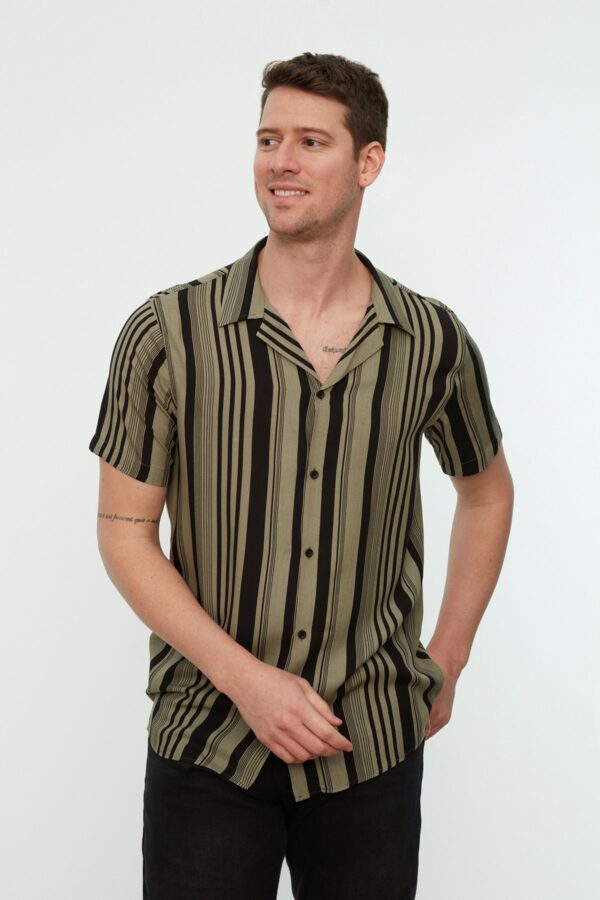 Trendyol Khaki Men's Regular Fit Striped Quilted Collar Loose Viscose Shirt
