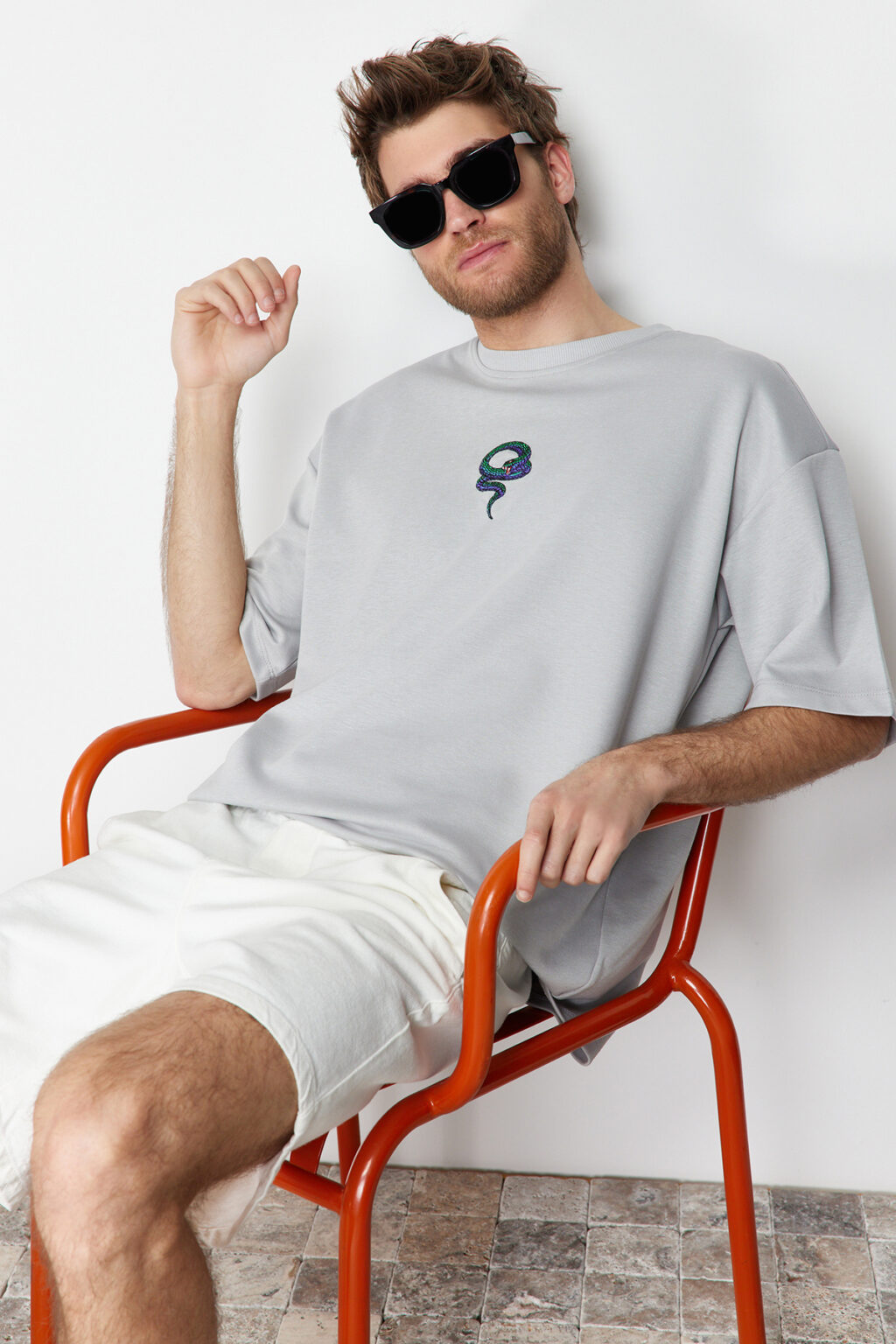 Trendyol Limited Edition Gray Oversize Snake Embroidered Thick Premium T-Shirt