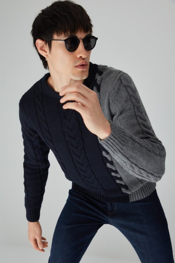 Trendyol Limited Edition Navy Blue Slim Fit Wool Crew Neck Hair Knit Sweater