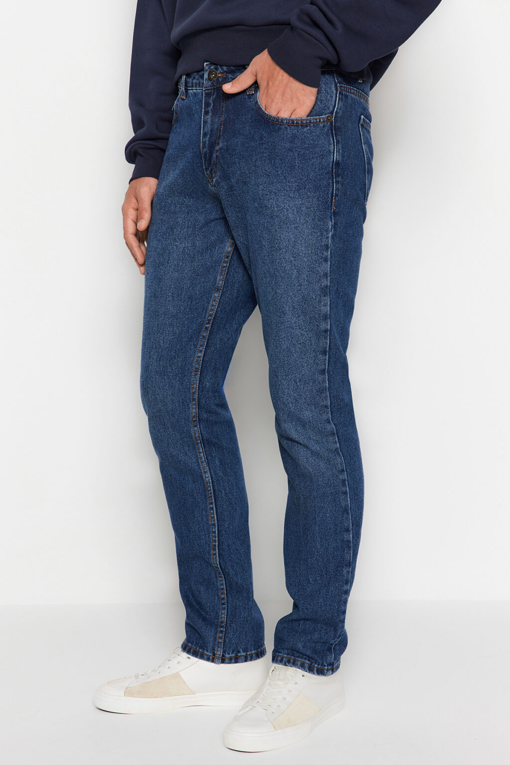 Trendyol Medium Blue 100% Cotton Straight Fit Jeans