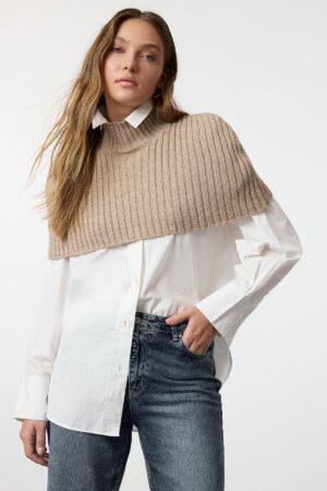 Trendyol Mink Crop Turtleneck Knit Sweater Trendyol Mink Crop Turtleneck Knit Sweater