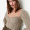 Trendyol Mink Crop szív nyakú kötöttáru pulóver