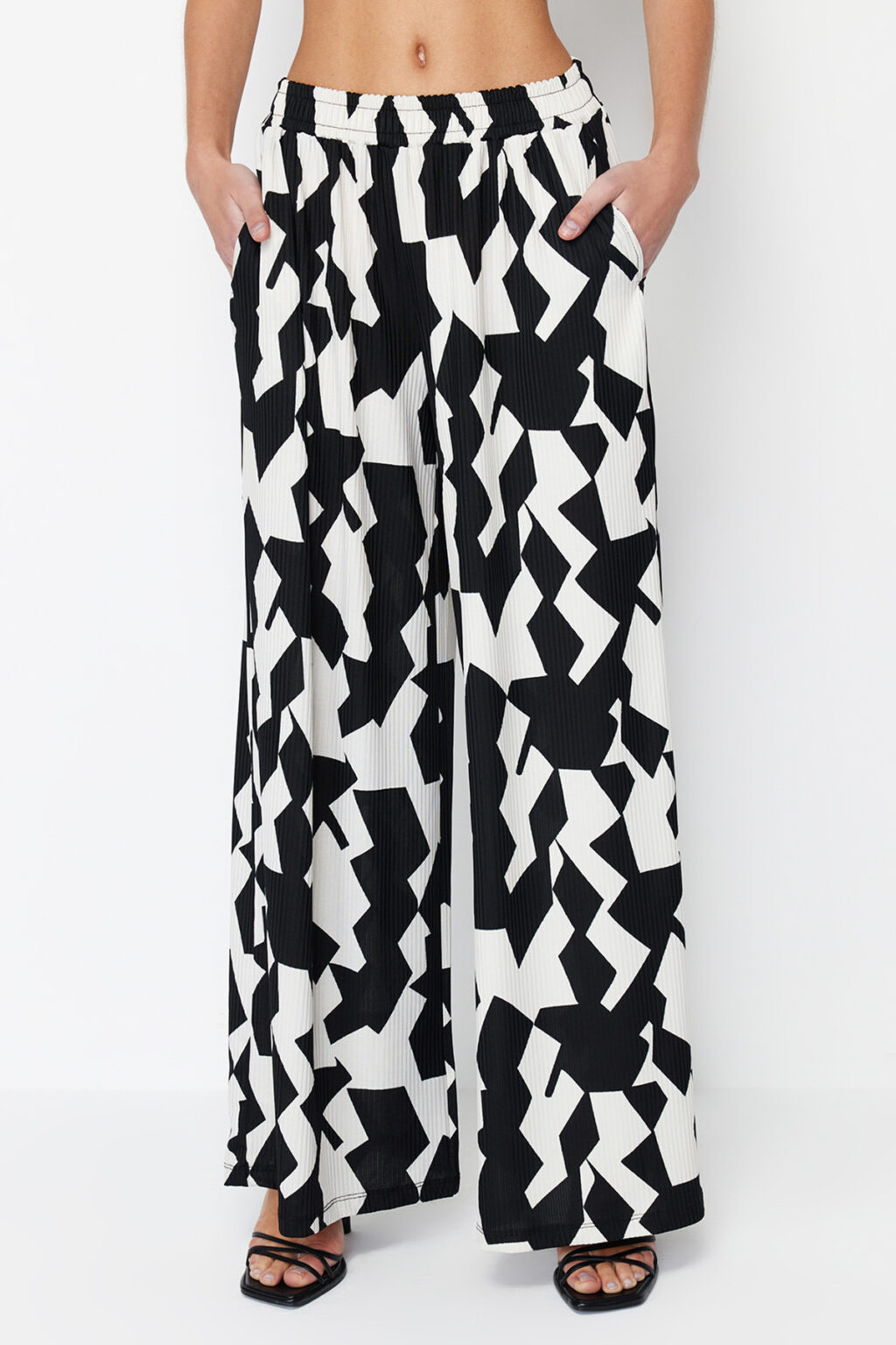 Trendyol Multicolored Geometric Patterned Wide Leg Ribbed Stretchy Knitted Palazzo Trousers