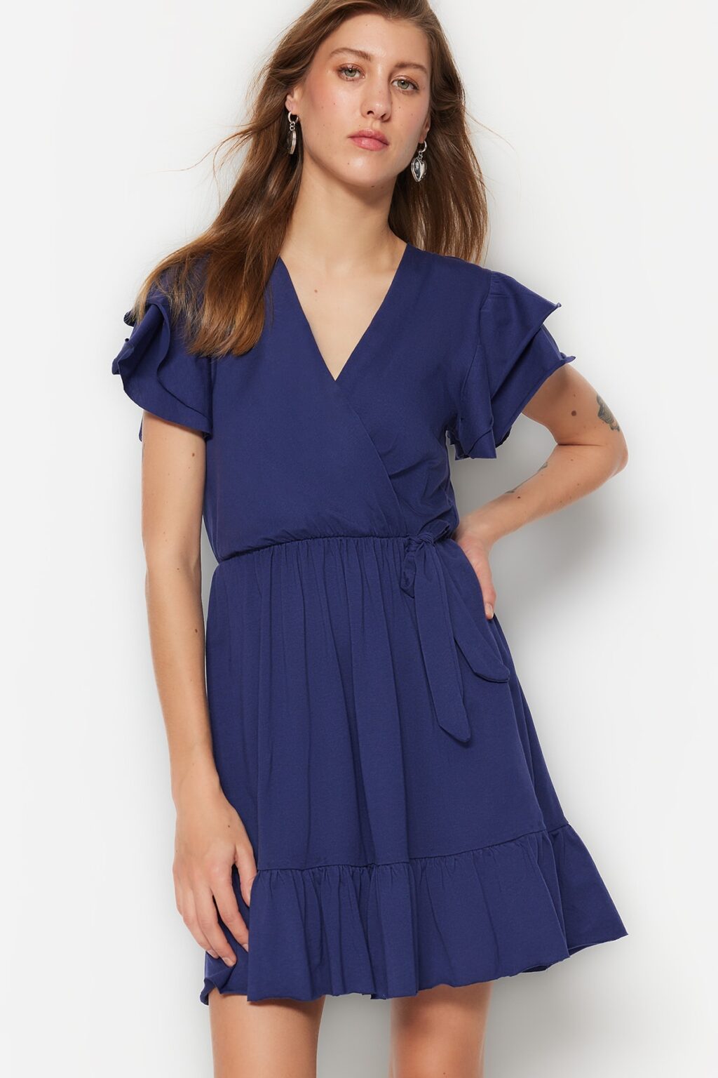 Trendyol Navy Blue 100% pamutfodros részletes dupla mellű mini kötött ruha fodor részletekkel az ujjakon