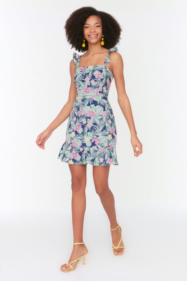 Trendyol Navy Blue Fitted/Fitted Strappy Floral Mini Woven Dress