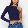 Trendyol Navy Blue Ribbed Fitted Crew Neck Single Sleeve Stretchy Knitted Blouse