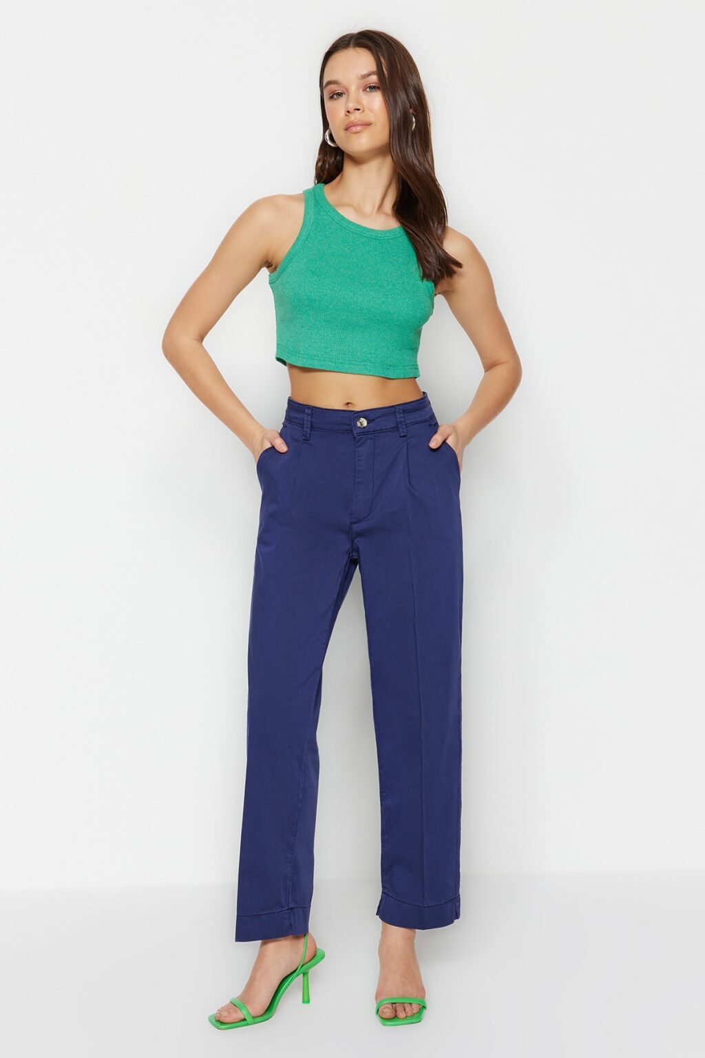 Trendyol Navy Pleat részletes magas derékú egyenes farmer