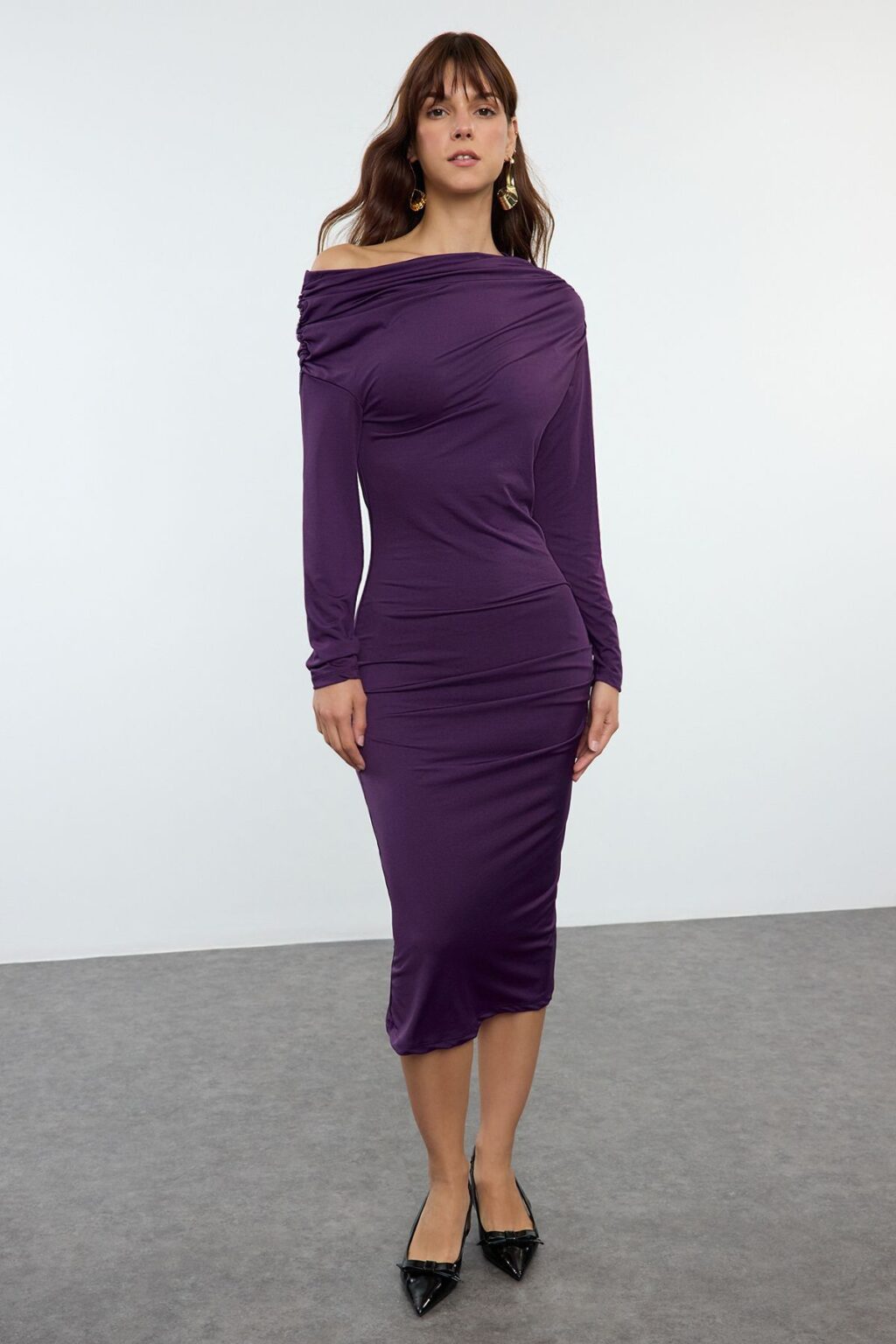 Trendyol Plum Fitted/Fits Body Asymmetrical Neck Midi Knit Dress