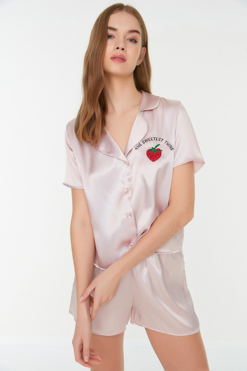 Trendyol Powder Strawberry and Slogan Embroidered Satin Shorts Woven Pajama Set