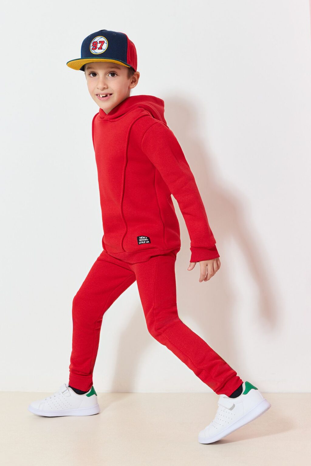 Trendyol Red Boy's Hooded Basic Plain Cotton Knitted Bottom-Top Set