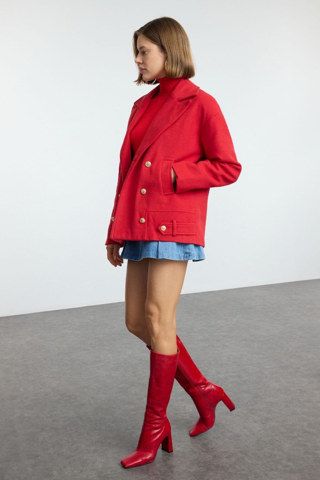 Trendyol Red Button Detailed Soft Texture Regular Short Coat