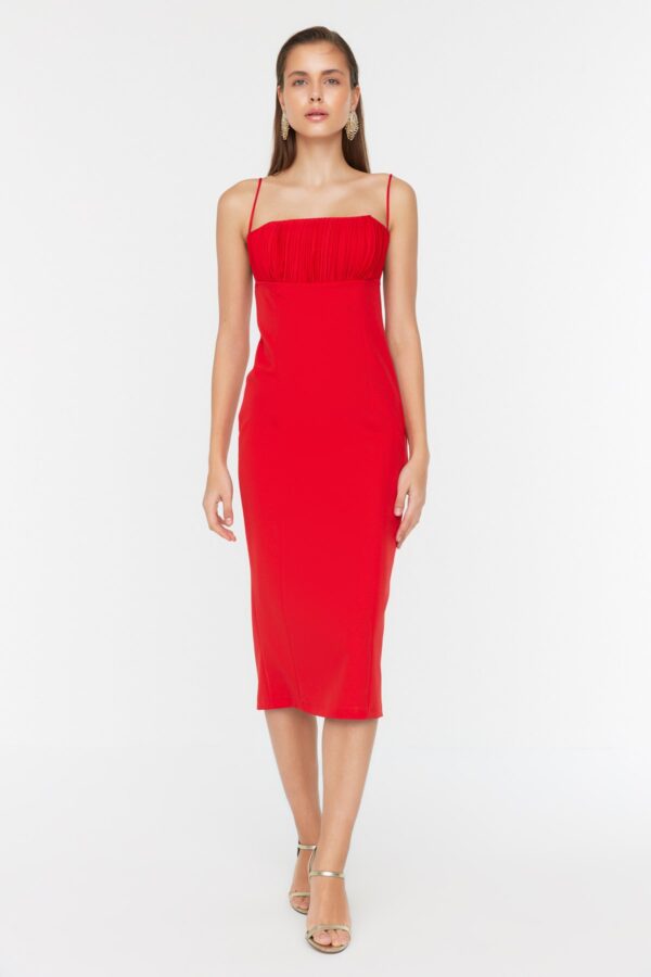 Trendyol Red Collar részletes estélyi ruha
