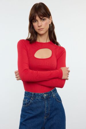 Trendyol Red Cut Out Detailed Fitted Stretchy Knitted Blouse