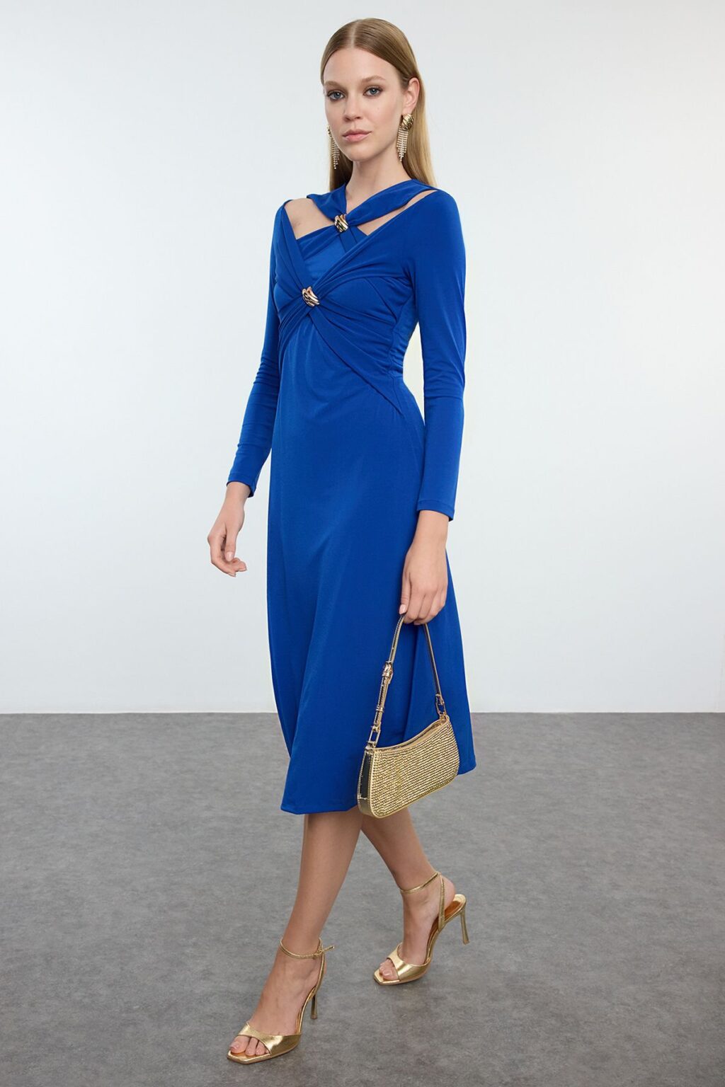 Trendyol Saxe Accessory Detailed Knitted Chic Midi Evening Dress