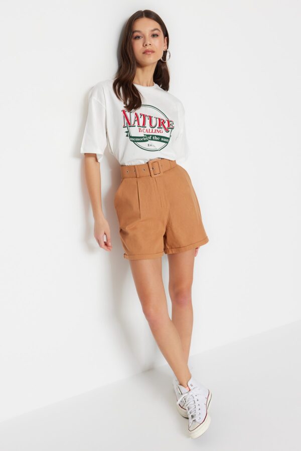 Trendyol Weave Gabardine Shorts With Camel Belt