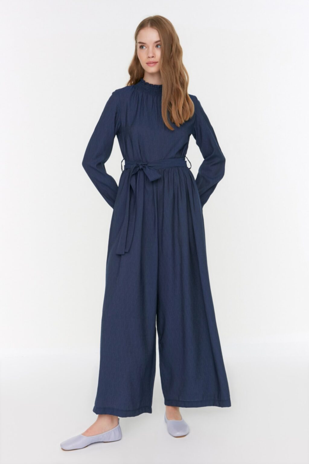 Trendyol Weaving Indigo Belted Jumpsuit with Gipple Collar