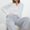 Trendyol White-Grey 100% Cotton Tie and Slogan Elastic Detailed Knitted Pajama Set