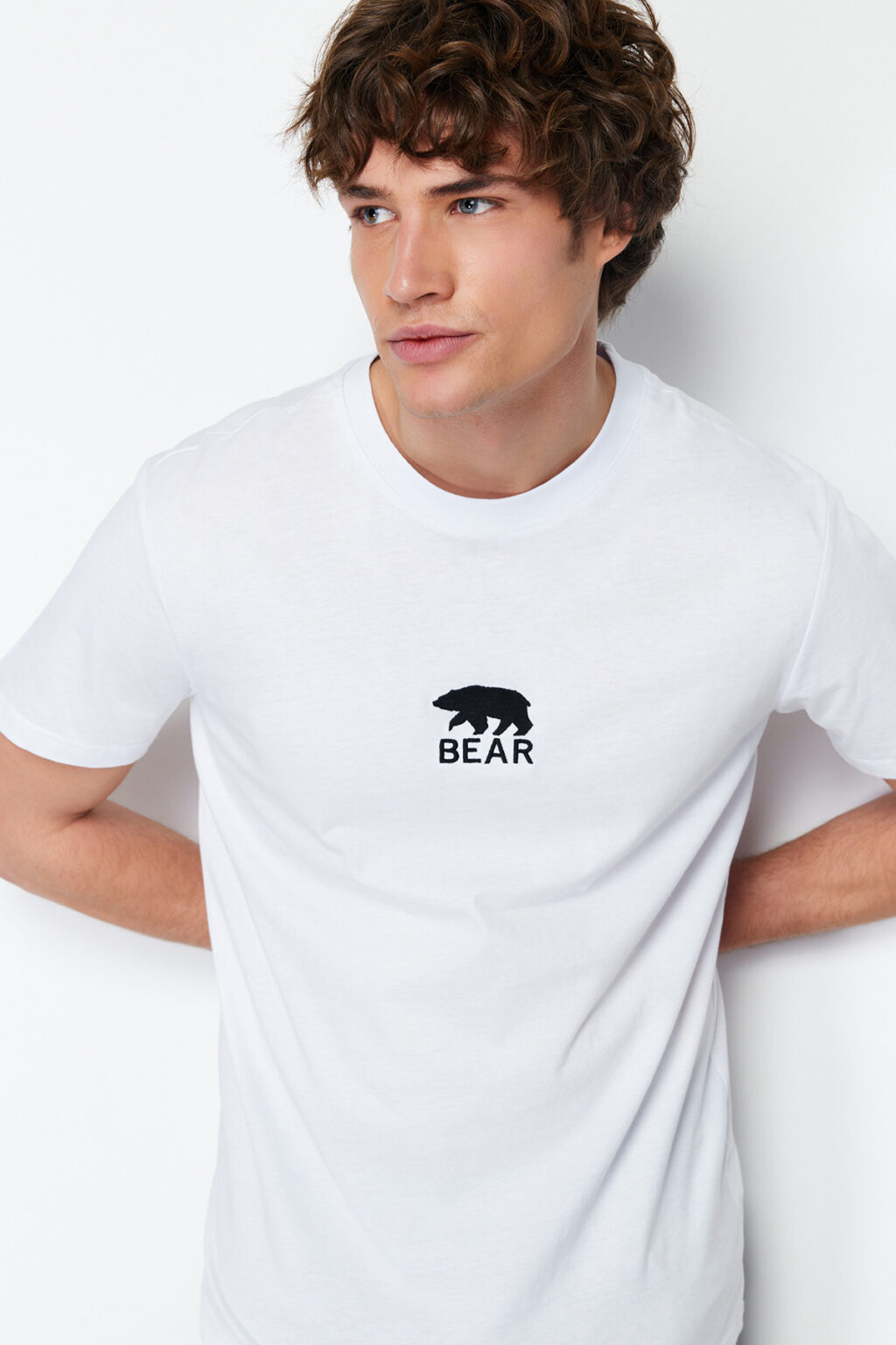 Trendyol White Regular Cut Bear/Animal Embroidered 100% Cotton Short Sleeve T-Shirt