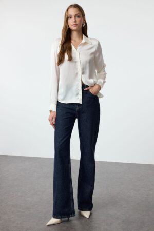 Trendyol White Satin Fabric Regular Regular Pattern Woven Shirt Trendyol White Satin Fabric Regular Regular Pattern Woven Shirt