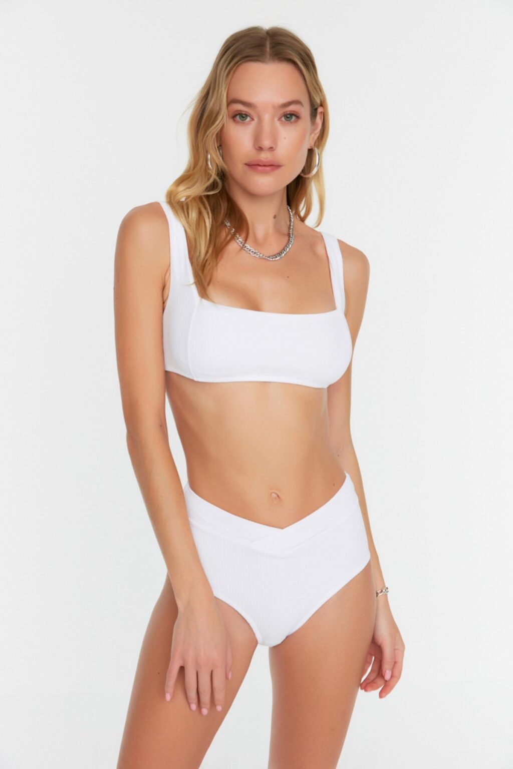 Trendyol White V-Cut