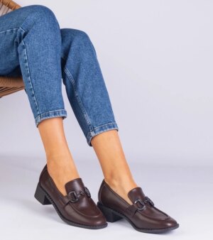 UR/CEO Black high heels Melody