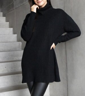UR/CEO Long black soft turtleneck sweater Kali