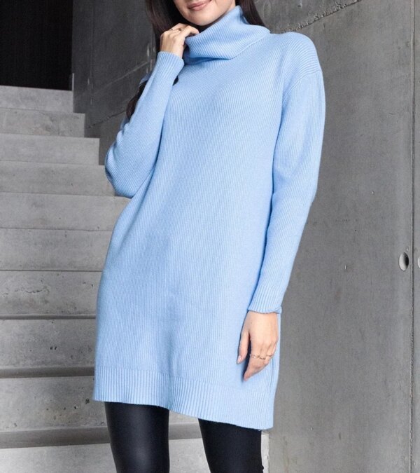 UR/CEO Long blue soft turtleneck sweater Kali