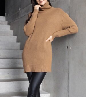 UR/CEO Long brown soft turtleneck sweater Kali UR/CEO Long brown soft turtleneck sweater Kali