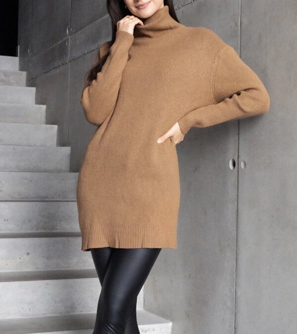 UR/CEO Long brown soft turtleneck sweater Kali