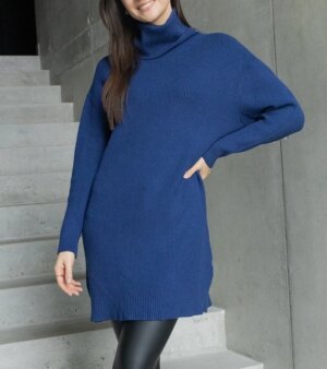 UR/CEO Long dark blue soft turtleneck sweater Kali