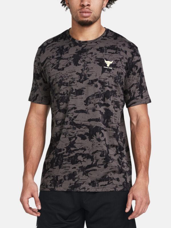Under Armour T-shirt UA Pjt Rck Payof AOP Graphic-BRN - Men's