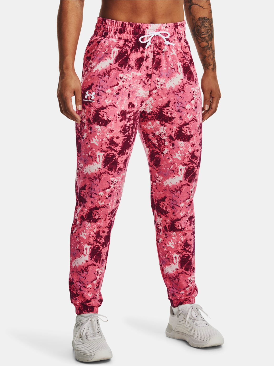 Under Armour melegítőnadrág Rivális Terry Print Jogger-PNK - Nők