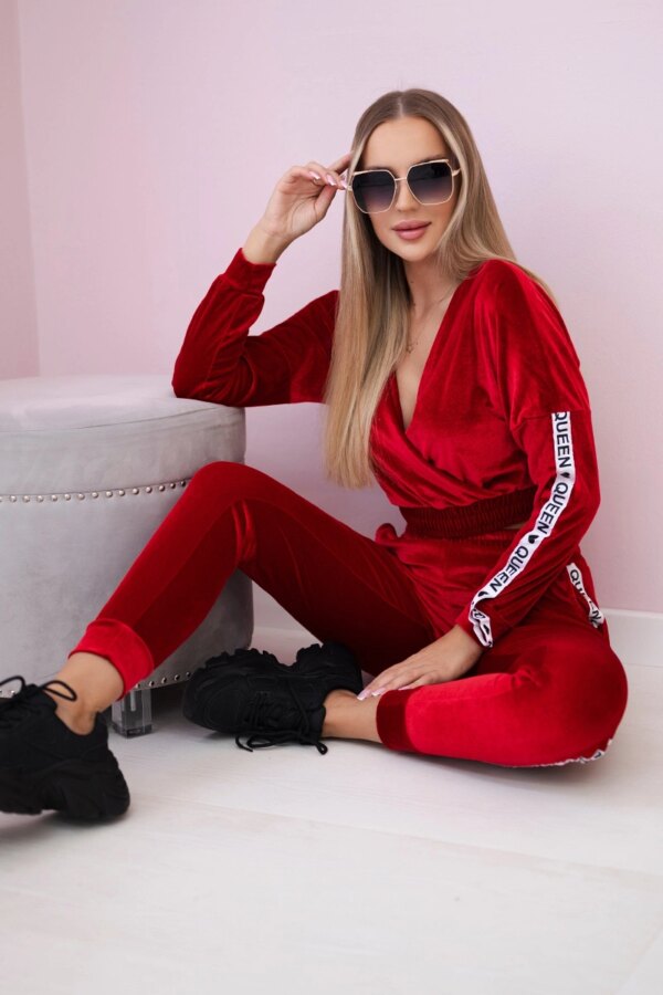 Velour set with red Queen lettering