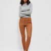 Waxed pants with fitted fit - beige